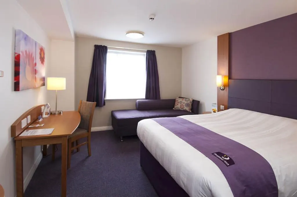 Premier Inn Bournemouth East Великобритания